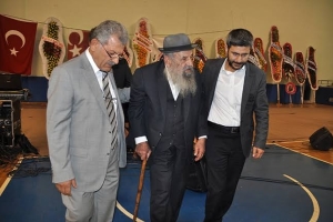 Kurucu İnanç Önderimiz