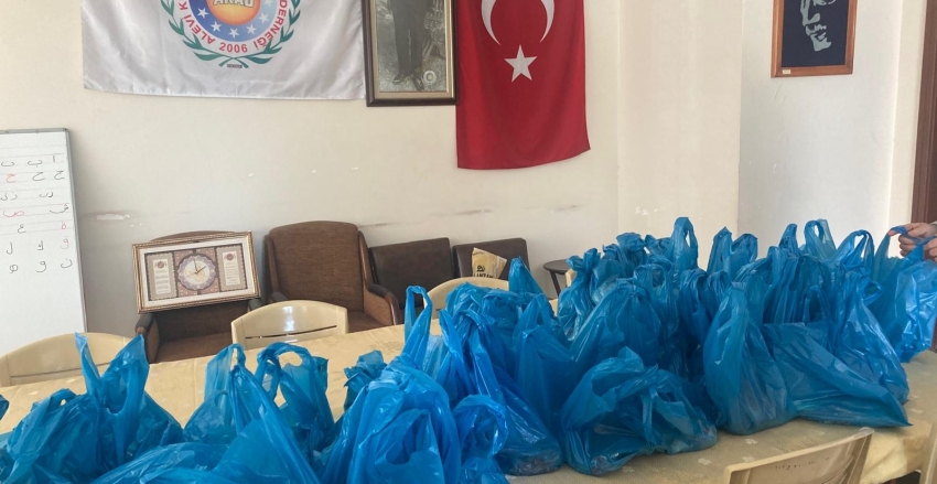 Eski Mv. Suzan ŞAHİN yoksul ailelere yardımı 